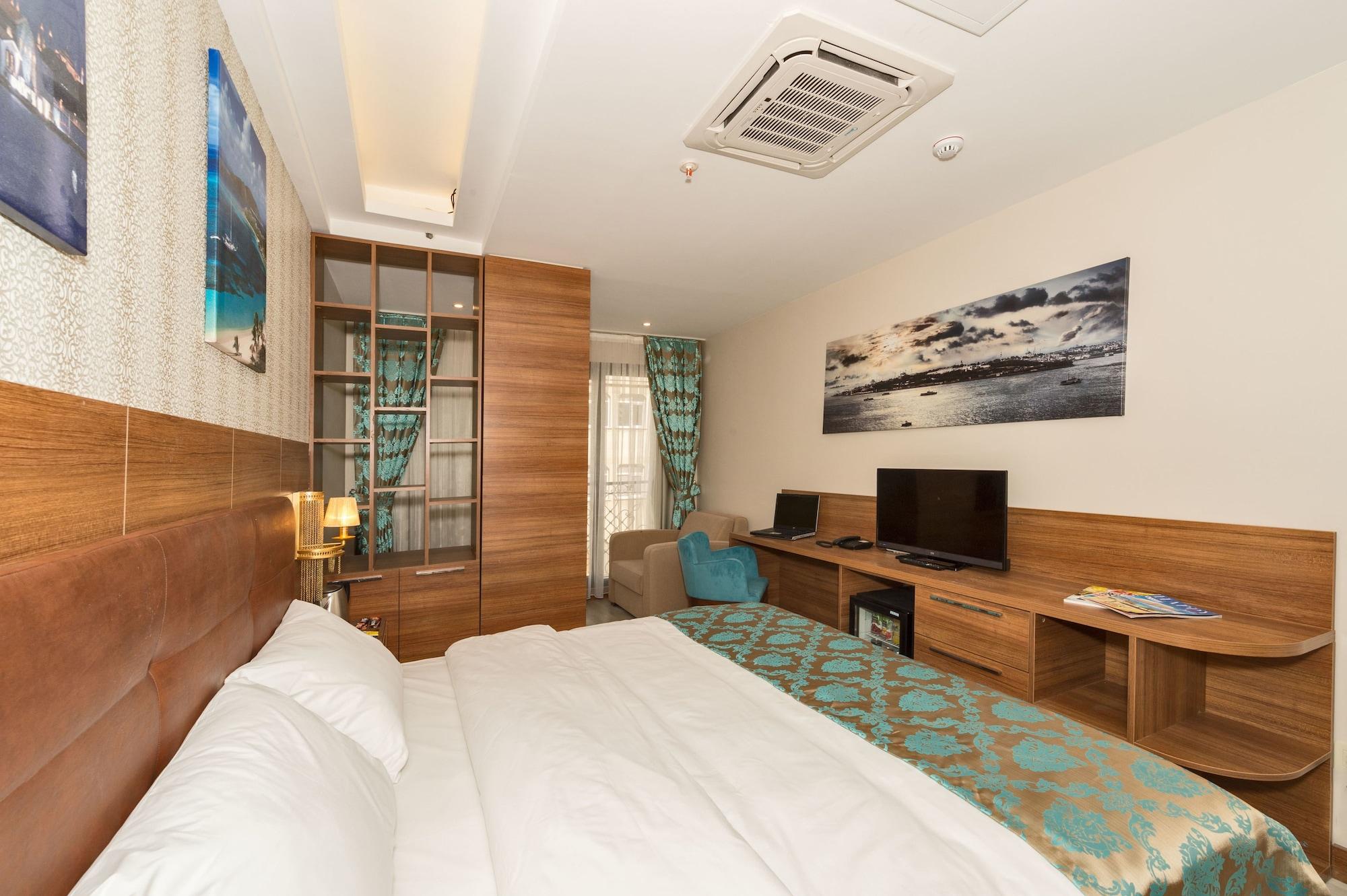 Grand Palace Hotel Istanbul Bagian luar foto